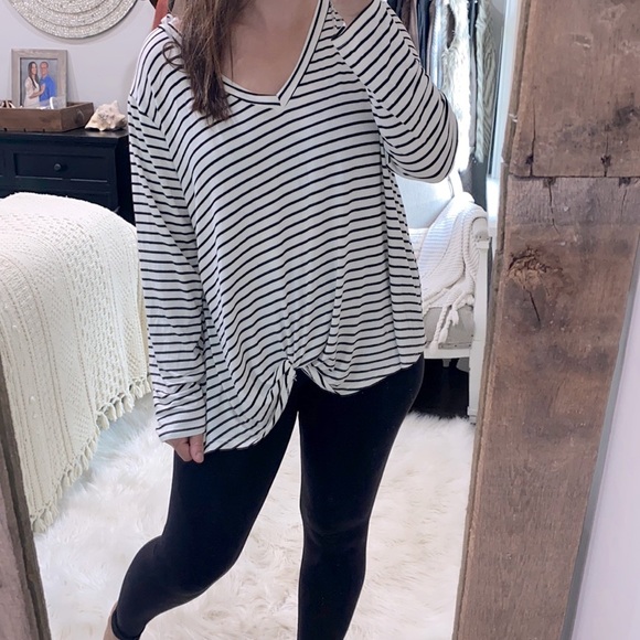 Signature Studio Tops - Signature 1 Plus Studio white & black striped shirt top front size 1X